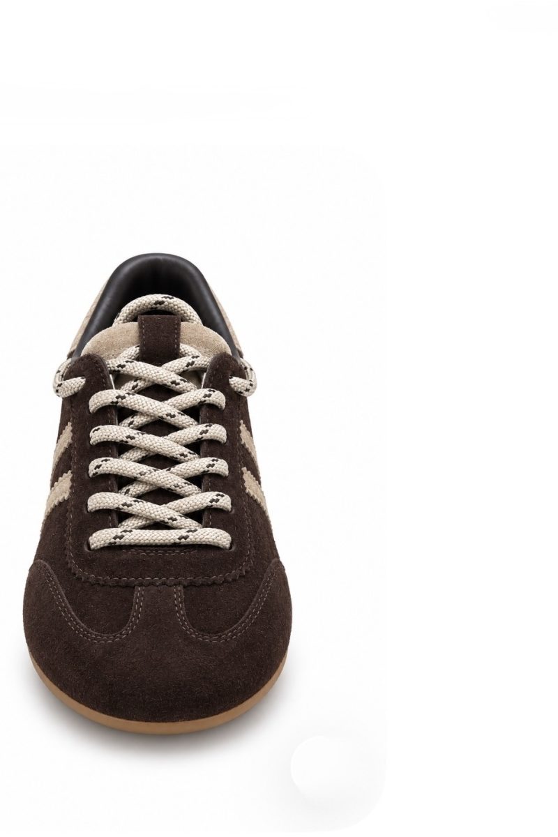 Sneaker de ante marrón